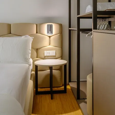 Li Bed & Breakfast 4*